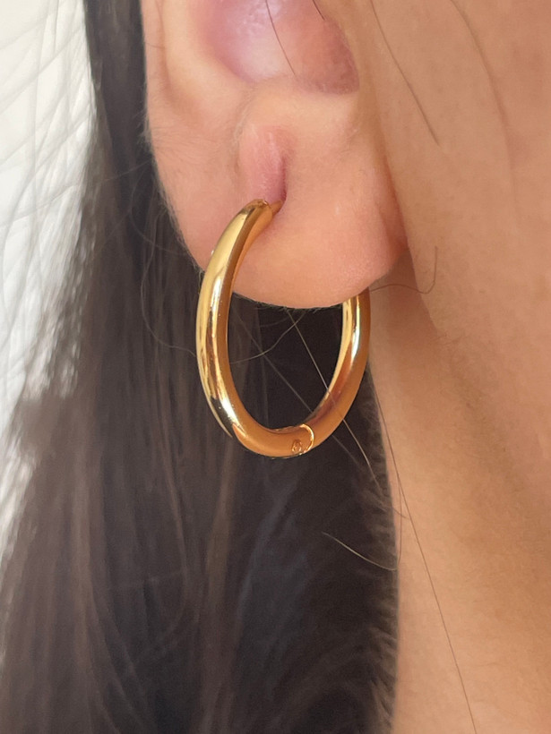 گوشواره استیل ضد حساسیت حلقه ای رنگ ثابت